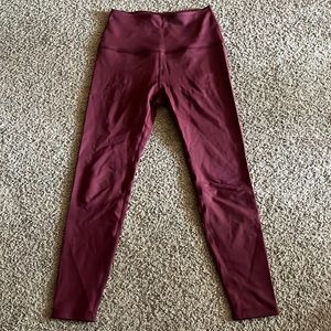 Beyond Yoga Maroon leggings sz small